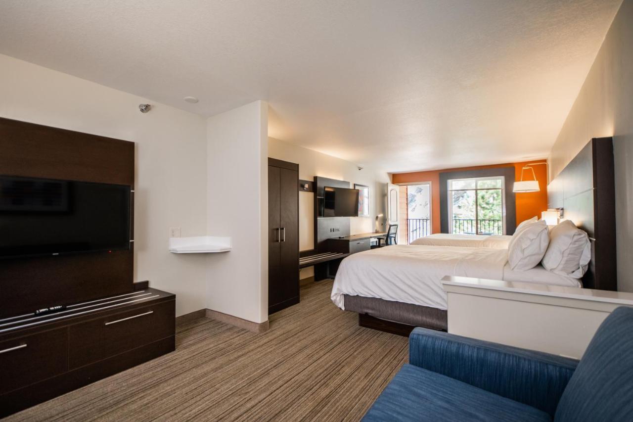 Holiday Inn Express & Suites Custer-Mt Rushmore Екстериор снимка