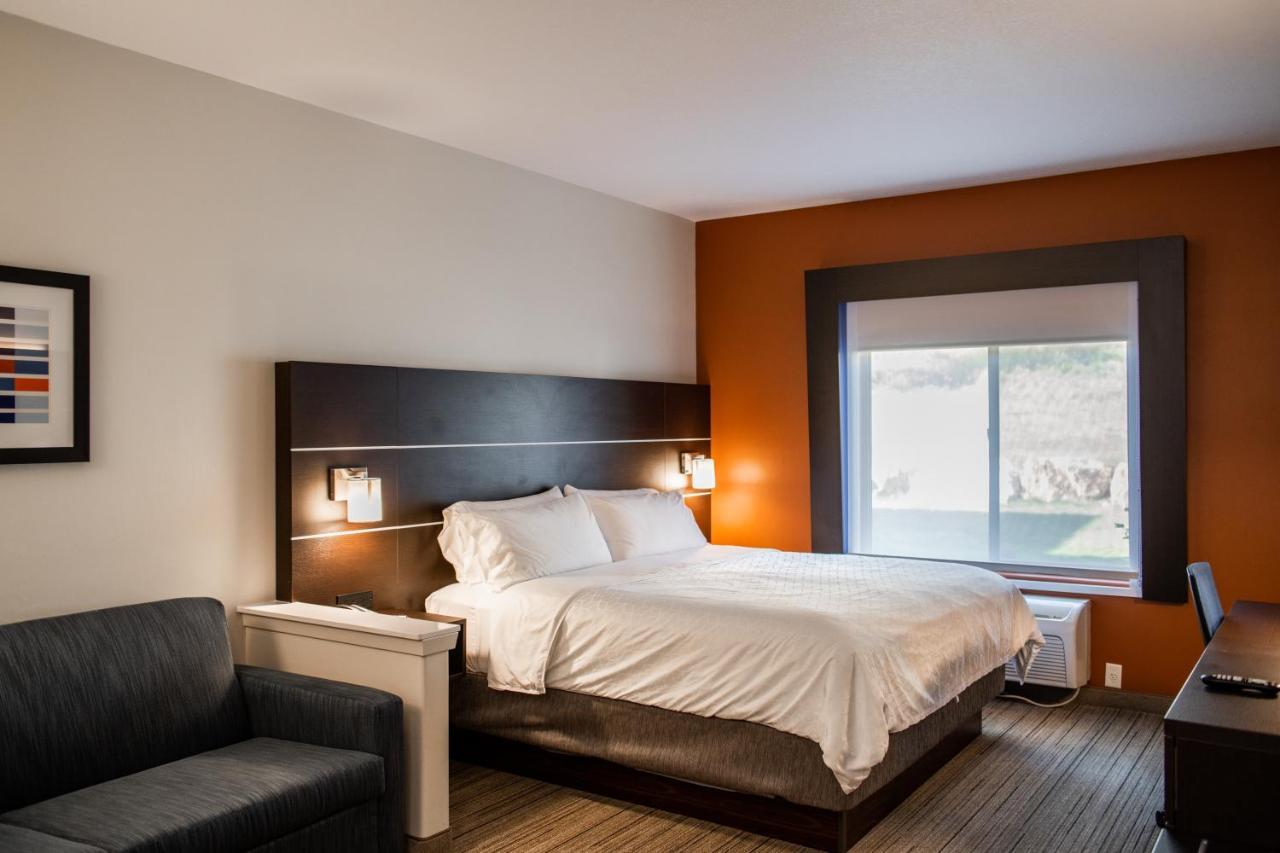 Holiday Inn Express & Suites Custer-Mt Rushmore Екстериор снимка