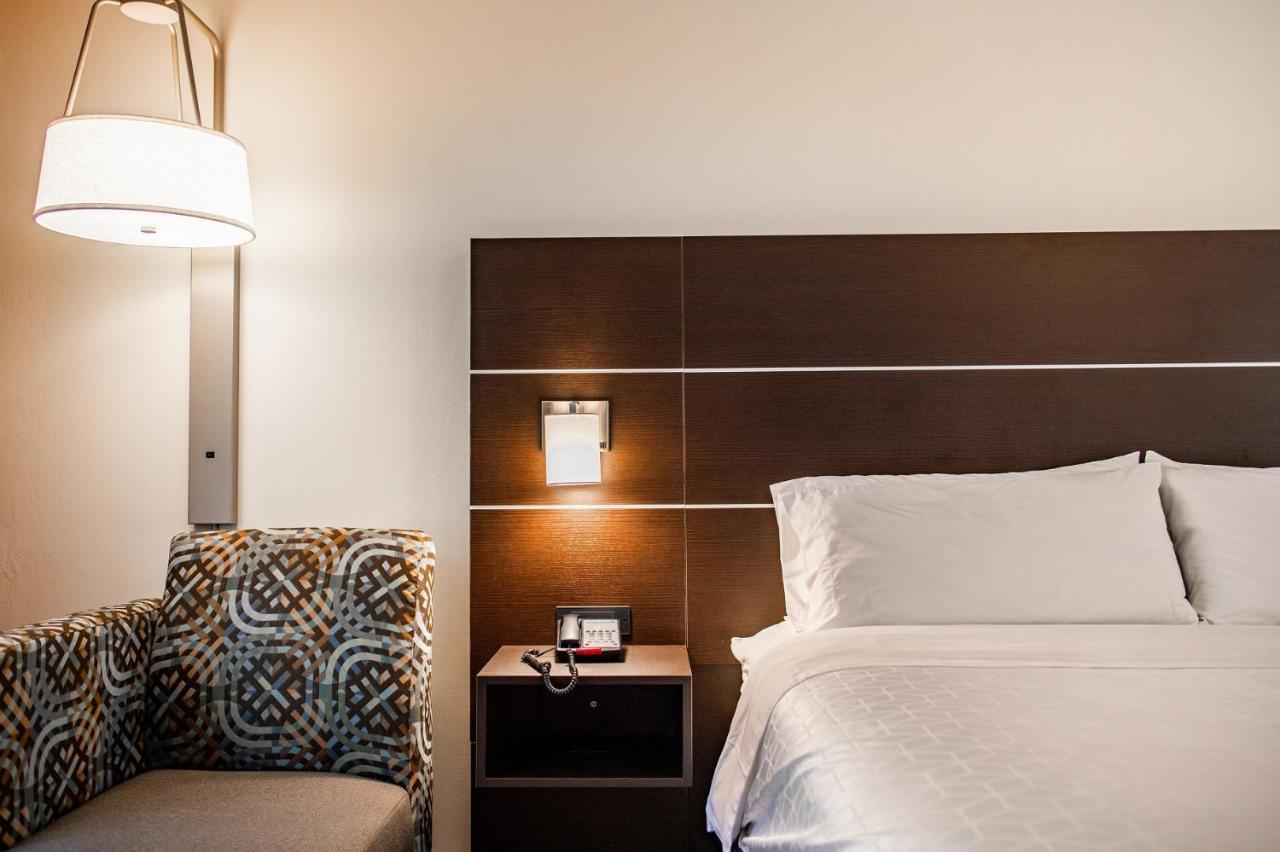 Holiday Inn Express & Suites Custer-Mt Rushmore Екстериор снимка