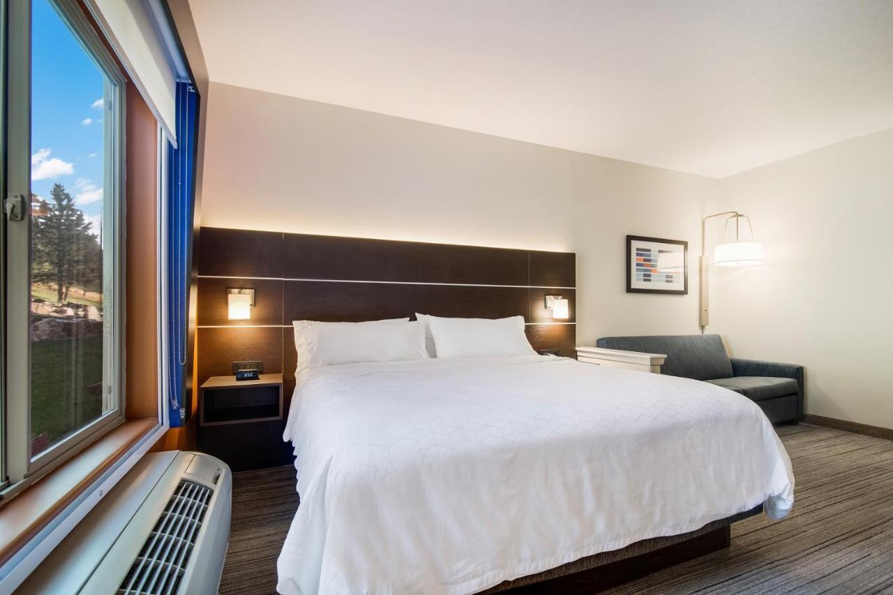 Holiday Inn Express & Suites Custer-Mt Rushmore Екстериор снимка