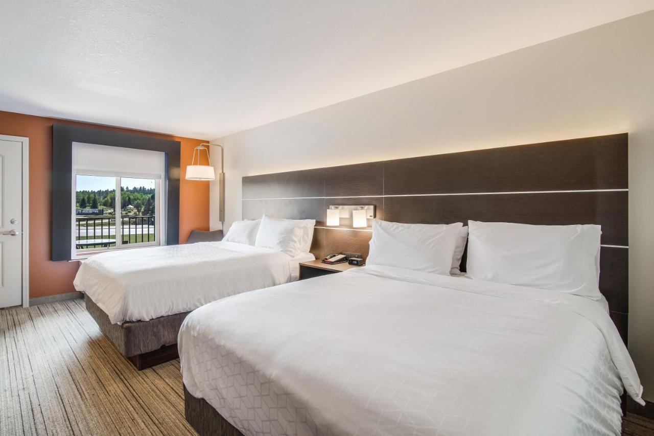 Holiday Inn Express & Suites Custer-Mt Rushmore Екстериор снимка
