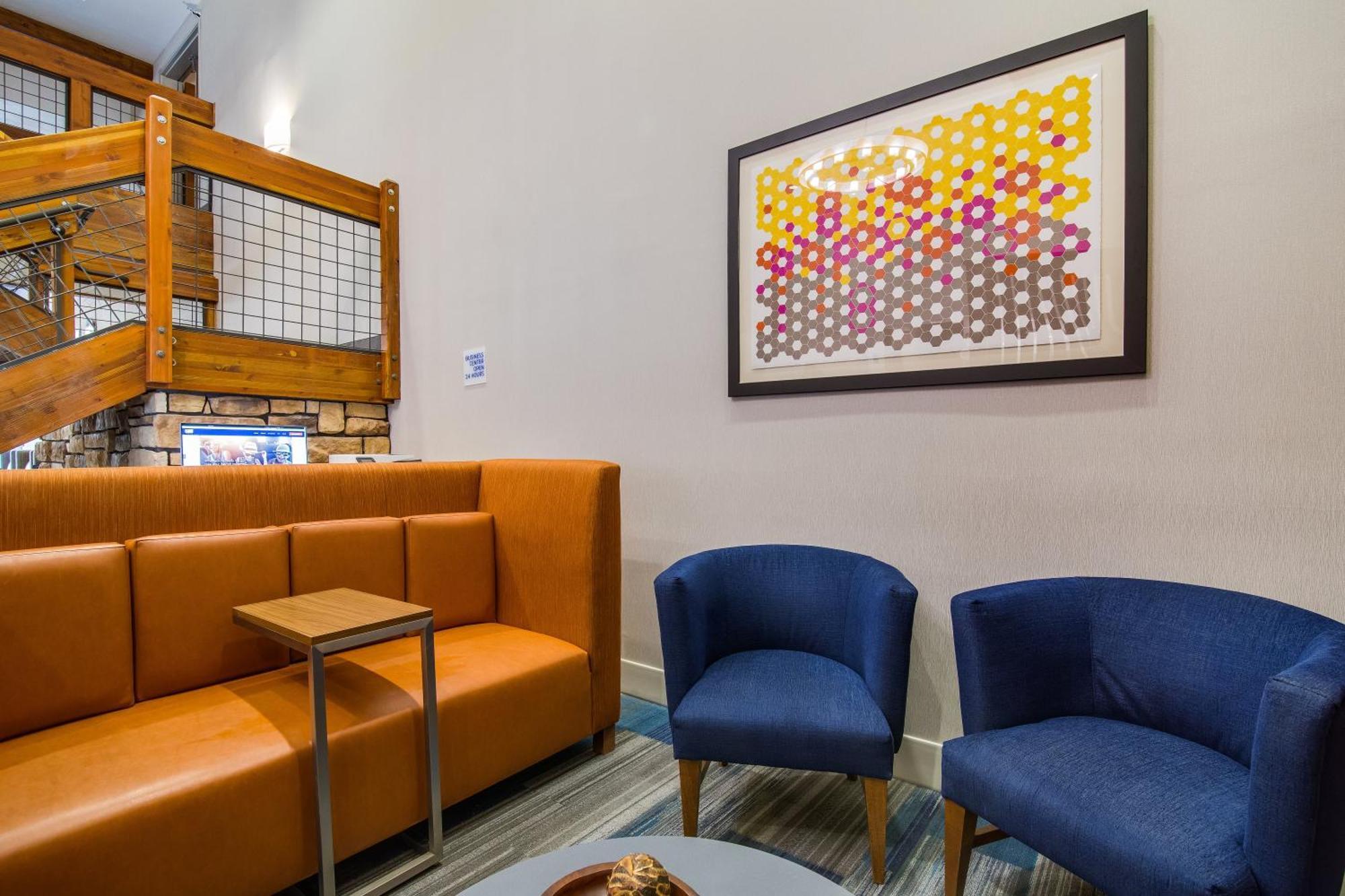 Holiday Inn Express & Suites Custer-Mt Rushmore Екстериор снимка